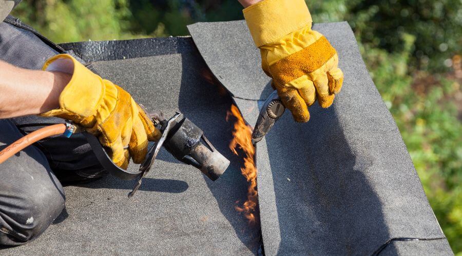 Professional residential roofers in Williamsport, OH